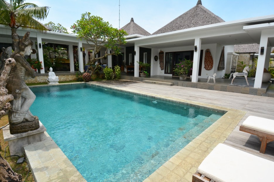 Outdoors magnificence